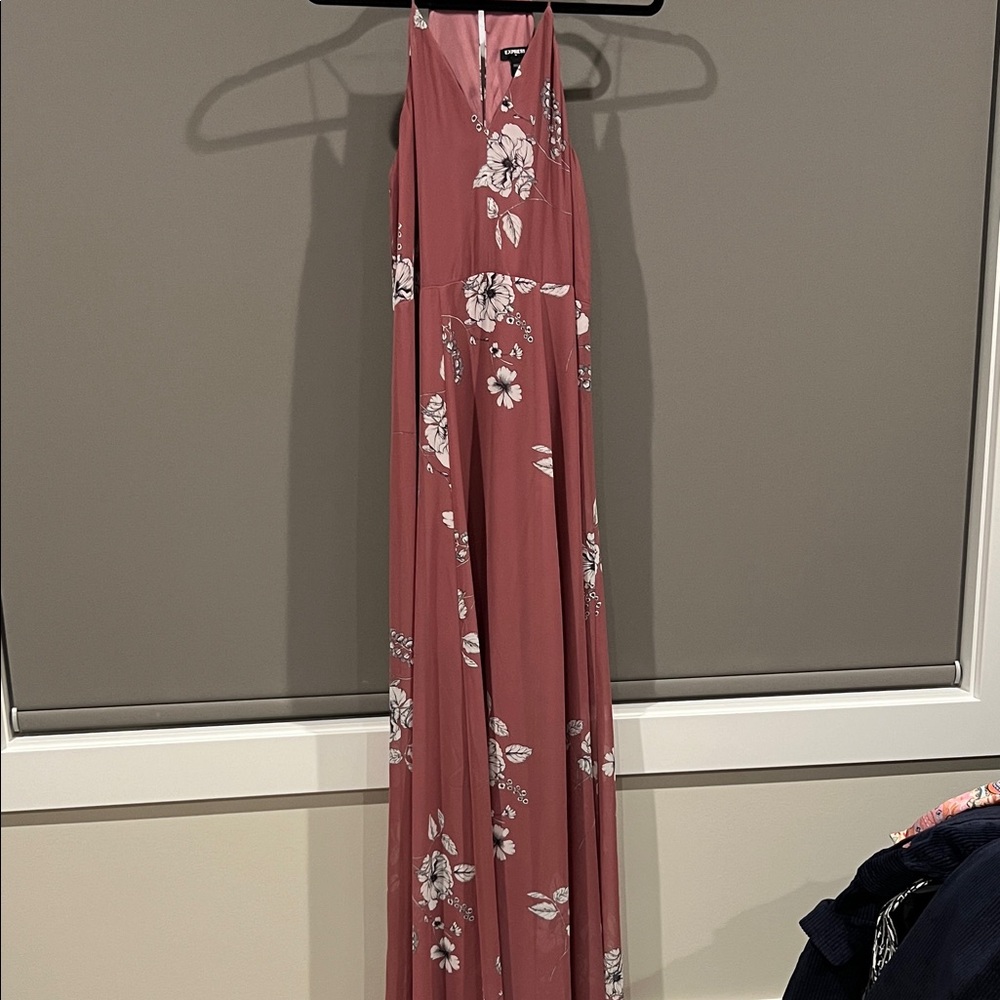 Express Mauve Floral Maxi Dress - Picture 2 of 5